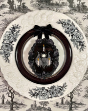 Load image into Gallery viewer, Bat Mini Faux Cake (B) Flat