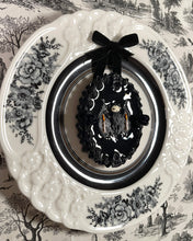 Load image into Gallery viewer, Bat Mini Faux Cake (E) Flat