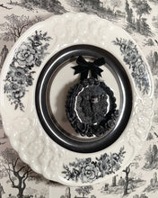 Load image into Gallery viewer, Bat Mini Faux Cake (G) Flat