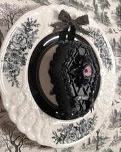 Load image into Gallery viewer, Bat Mini Faux Cake (I)