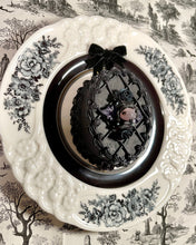 Load image into Gallery viewer, Bat Mini Faux Cake (J)