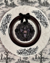Load image into Gallery viewer, Bat Mini Faux Cake (K) Flat