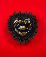 Load image into Gallery viewer, Lovers Eye Brooch (A)