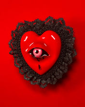 Load image into Gallery viewer, Lovers Eye Brooch (F)